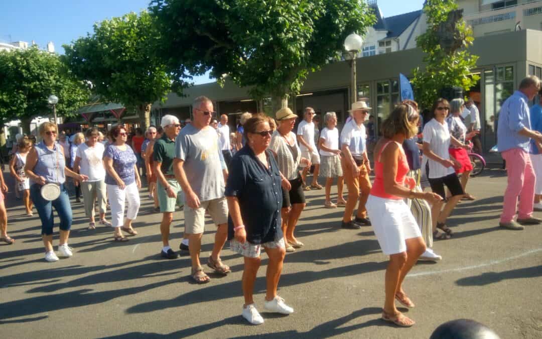 DÉMONSTRATION DE DANSE EN LIGNE