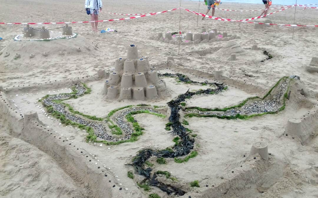 Concours de châteaux et sculptures sur sable