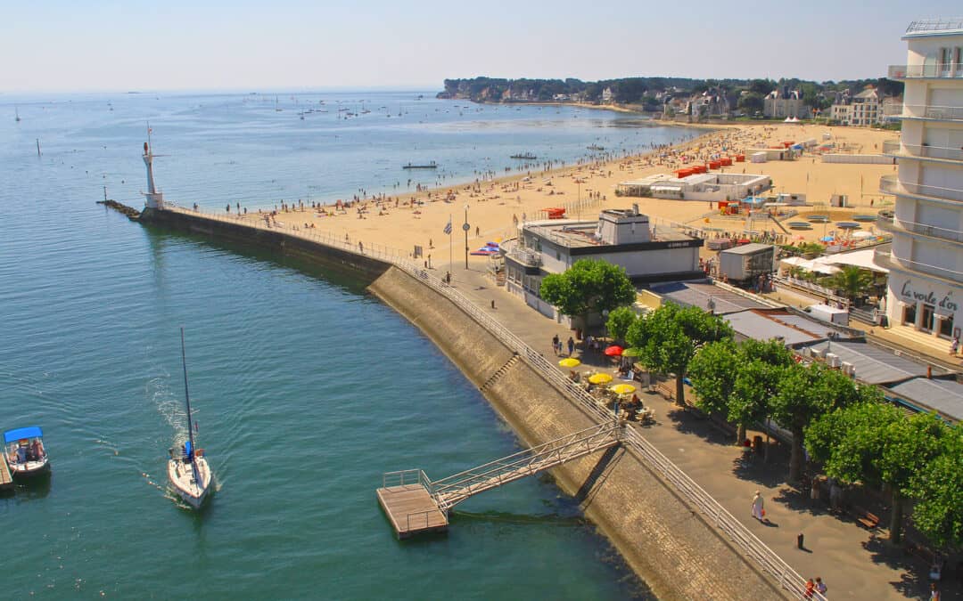 Premier Pavillon Bleu pour la Plage du Nau