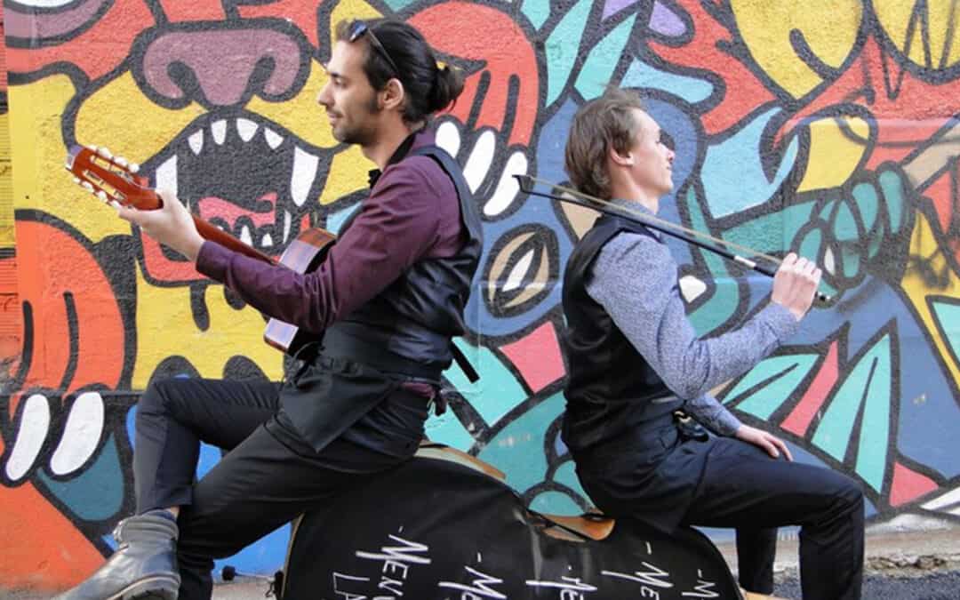 Déambulation avec « Garçons, la note »