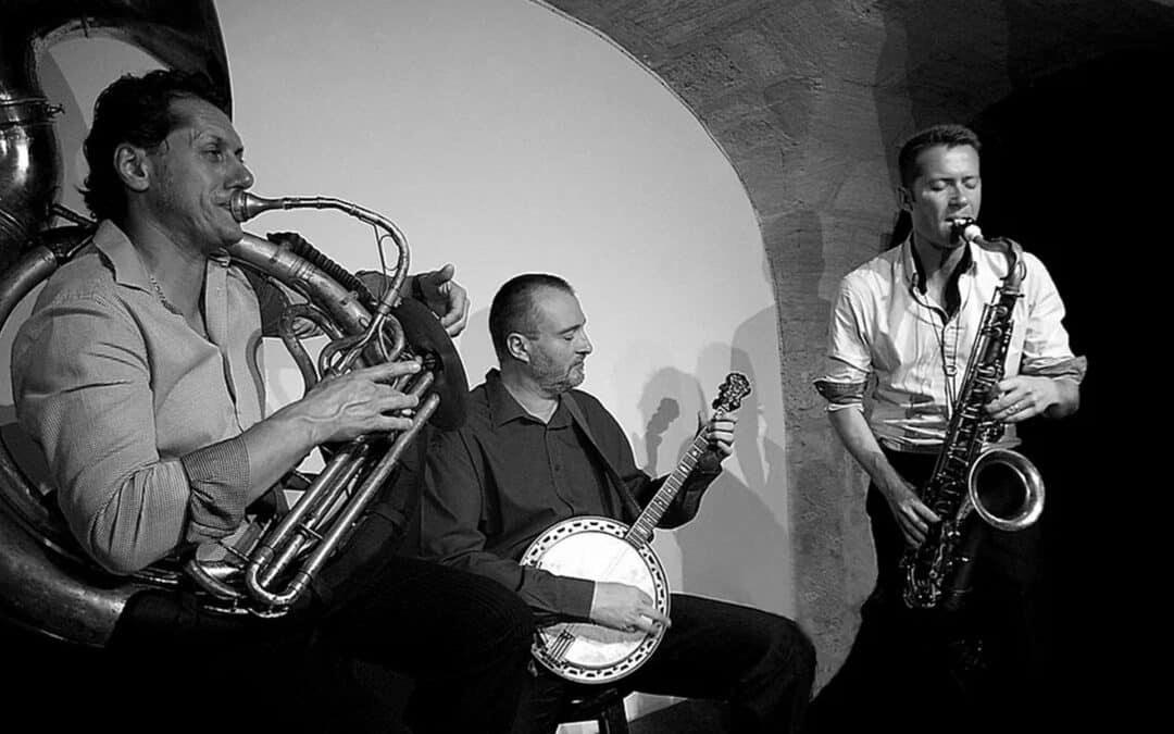 Déambulation avec le groupe « River Jazzy »
