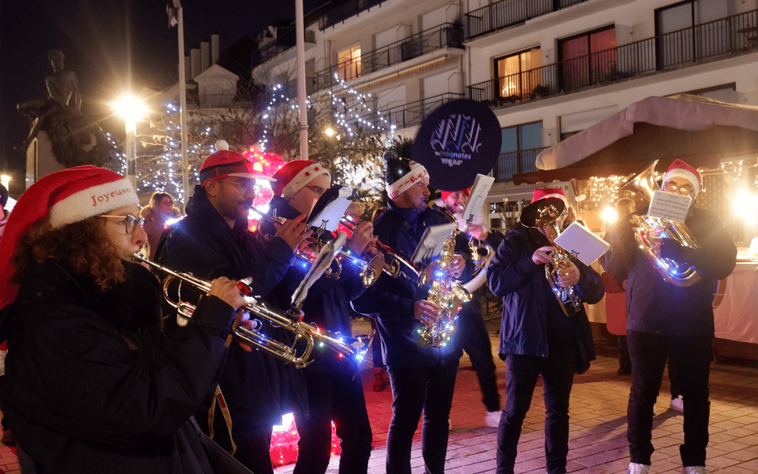 MARCHE DE NOËL  | FANFARE LES CROQ’NOTES