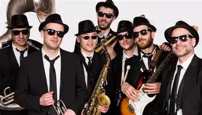 FANFARE BLUES BRASS BROTHERS